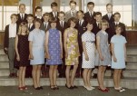 Klassebilde av avgangsklassen ved Hovinhøgda skole 1967